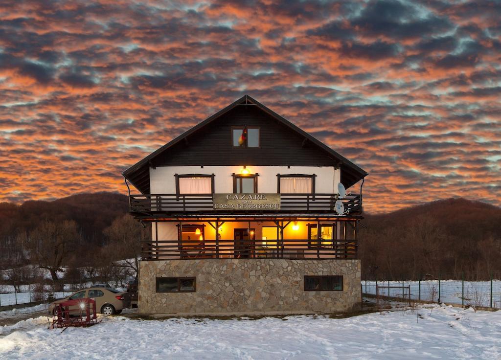Casa Georgescu Hotel Rîşnov Екстериор снимка